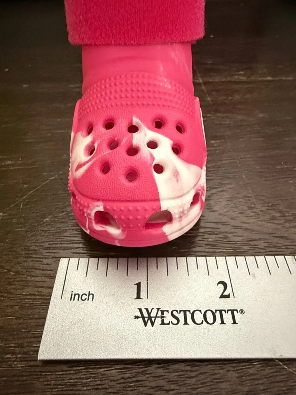 NIB Dog Crocs Pink “Dragonfruit” Bark Box Collab Dog Shoes Size S